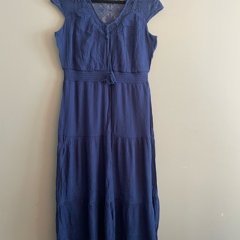 Luxology Navy Lace Maxi Dress